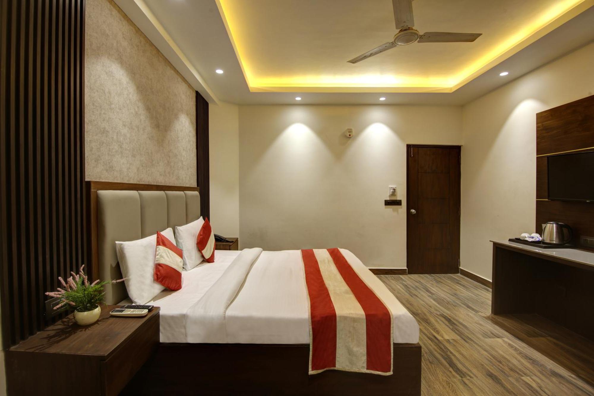 Hotel Kashish Plaza - 5 Mins From Metro Station Delhi  Luaran gambar