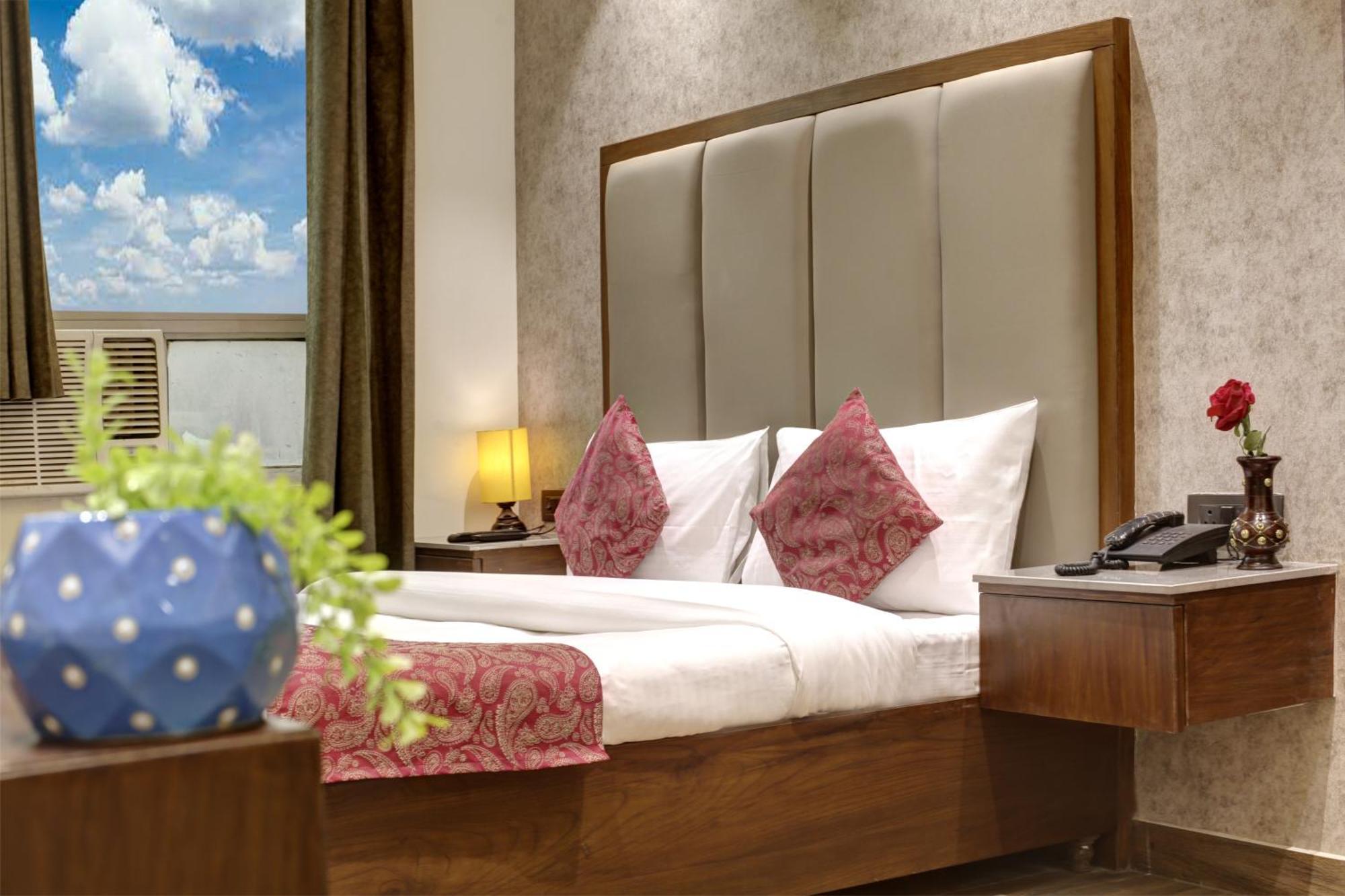 Hotel Kashish Plaza - 5 Mins From Metro Station Delhi  Luaran gambar