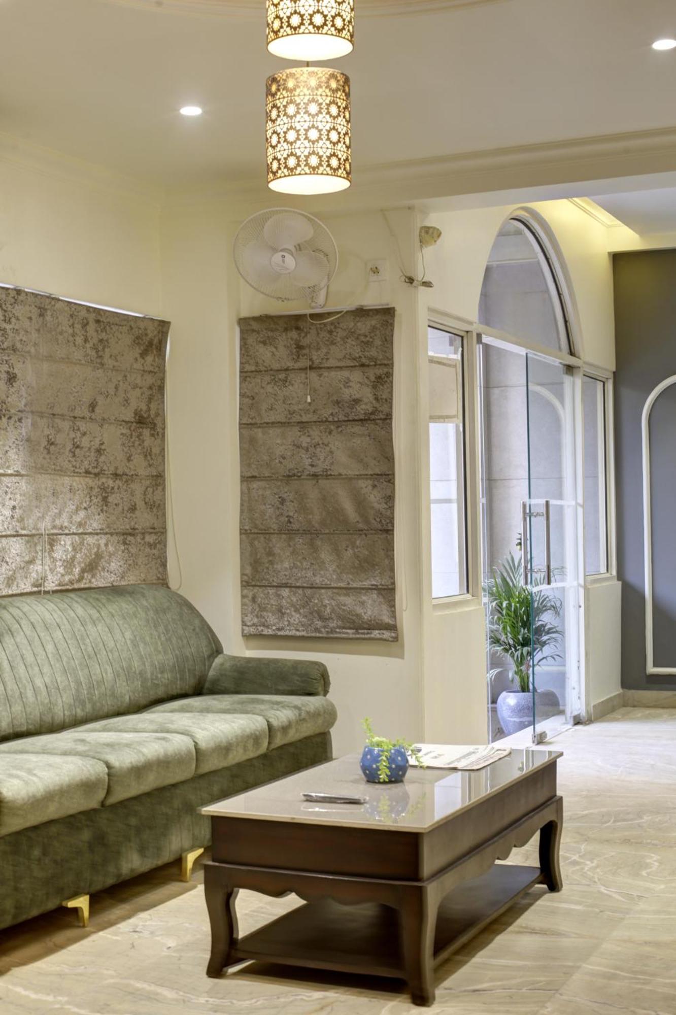 Hotel Kashish Plaza - 5 Mins From Metro Station Delhi  Luaran gambar