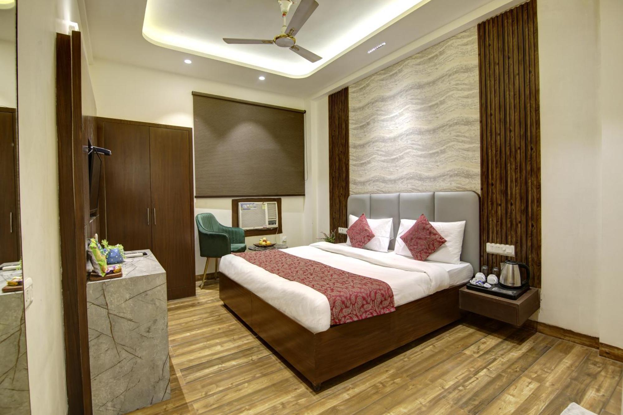 Hotel Kashish Plaza - 5 Mins From Metro Station Delhi  Luaran gambar